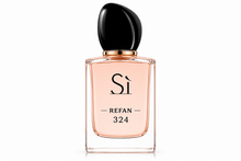 Cargar imagen en el visor de la galería, Perfume Similar a Armani Sì Refan 324 para mujer. Fragancia inspirada en Sì con notas de grosella negra, rosa, vainilla y pachulí. Imagen corporativa Refan Benidorm.